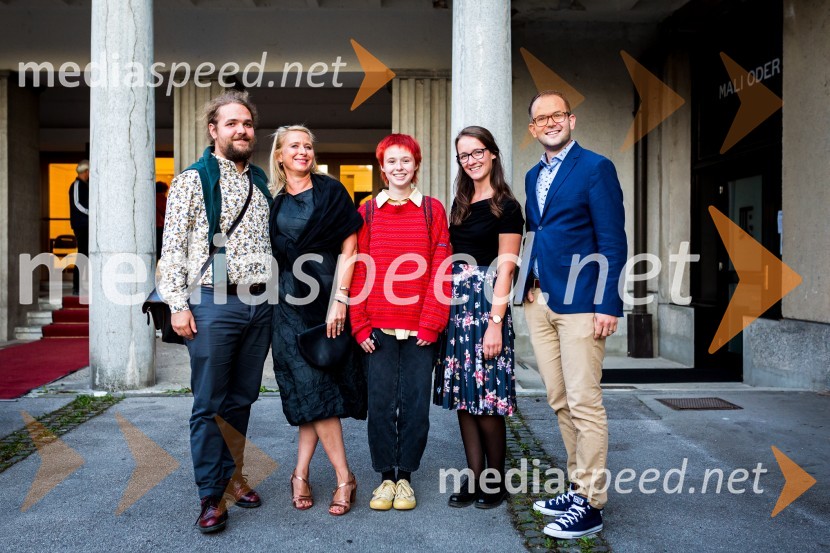  Luka Marcen, režiser;  Tatjana Doma, dramaturginja SLG Celje;  Lola Doma;  ... ;  ... Pravi heroji, premiera SLG Celje