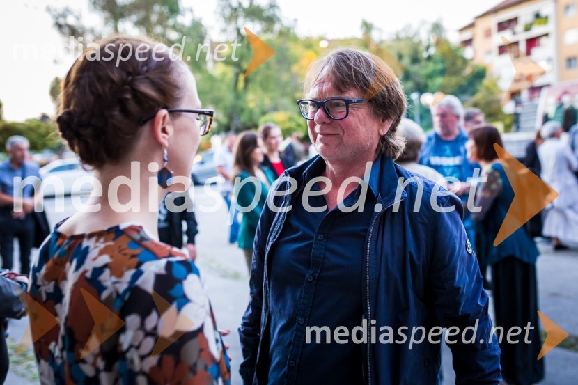  Barbara Petrovič, vodja marketinga in odnosov za javnostmi SLG Celje;  Bojan Umek, igralecPravi heroji, premiera SLG Celje