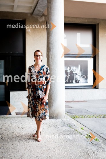  Barbara Petrovič, vodja marketinga in odnosov za javnostmi SLG CeljePravi heroji, premiera SLG Celje